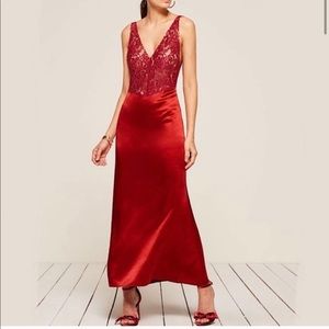 $300 reformation aura silk lace dress size 2